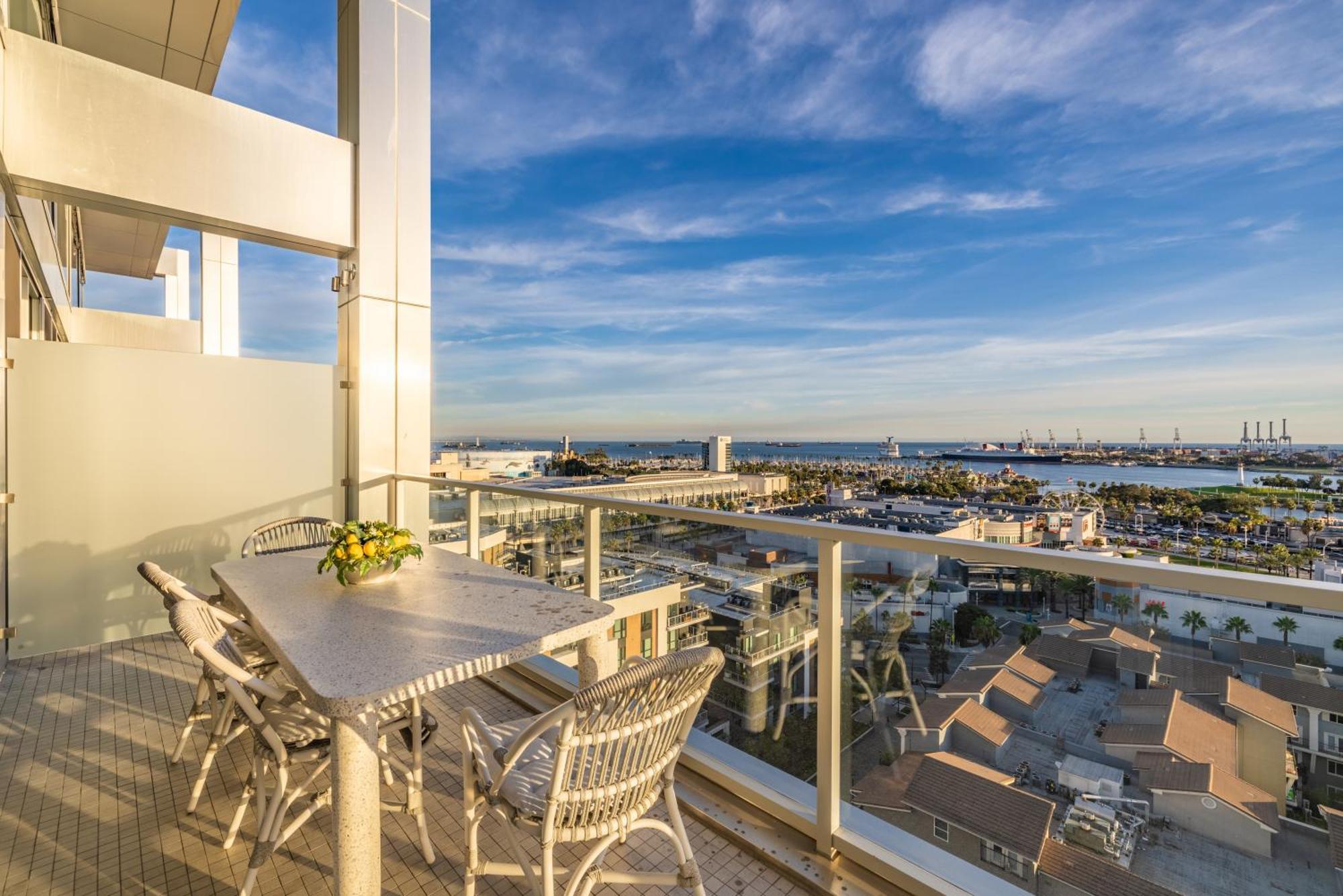 @ Marbella Lane - Penthouse W/ City & Ocean Views ลองบีช ภายนอก รูปภาพ